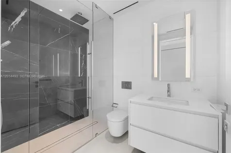 300 Biscayne Boulevard Way Miami FL 33131