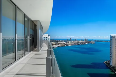 300 Biscayne Blvd Way Miami FL 33131