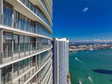 300 Biscayne Blvd Way Miami FL 33131
