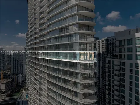 300 Biscayne Blvd Way Miami FL 33131
