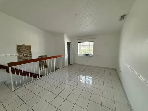 2212 W 74th Street Hialeah FL 33016