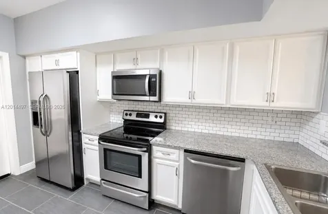 11840 SW 99th Street Miami FL 33186