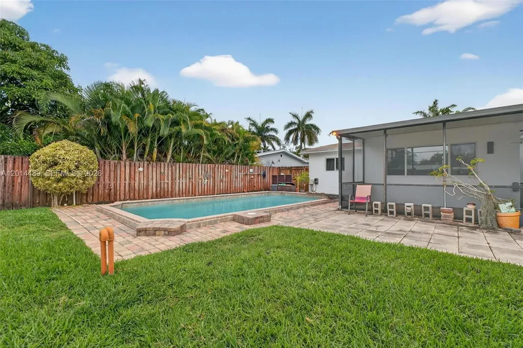 1419 Harding Street Hollywood FL 33020