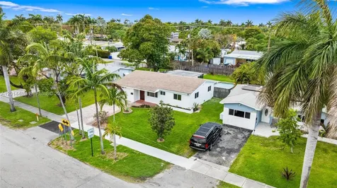 1419 Harding Street Hollywood FL 33020
