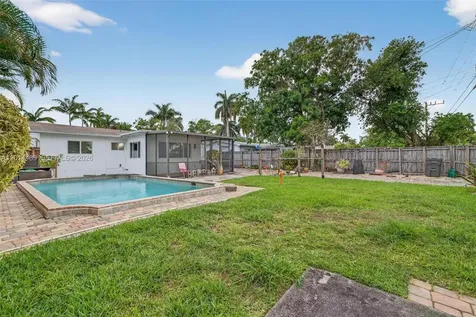1419 Harding Street Hollywood FL 33020