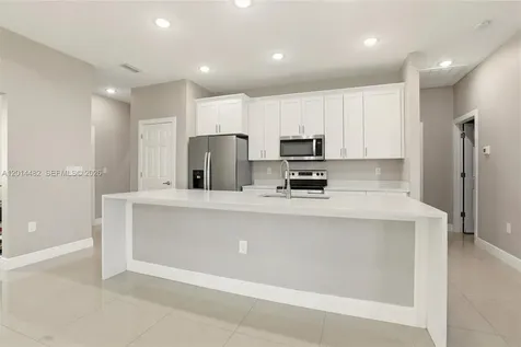 2908 SW 9th Street Lehigh Acres FL 33976
