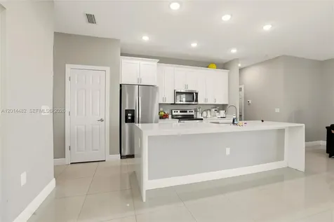 2908 SW 9th Street Lehigh Acres FL 33976