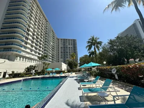 3800 S Ocean Drive Hollywood FL 33019