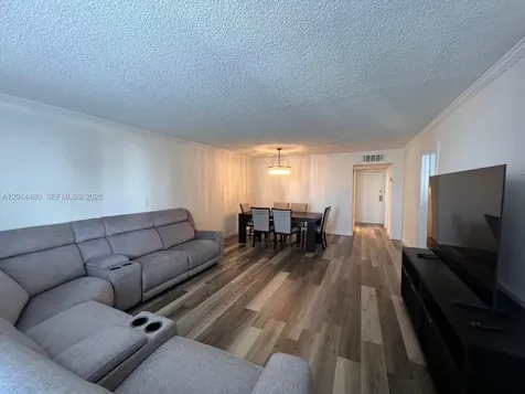 3800 S Ocean Drive Hollywood FL 33019