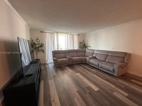 3800 S Ocean Drive Hollywood FL 33019