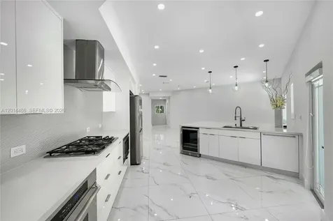 711 Sunset Drive Coral Gables FL 33143