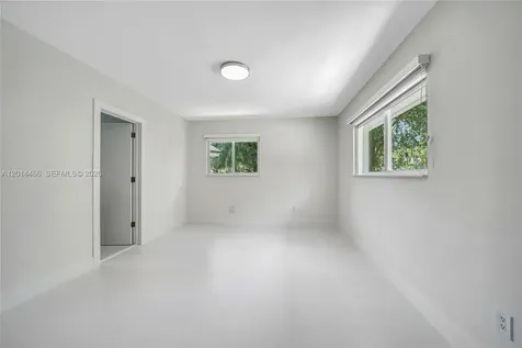 711 Sunset Drive Coral Gables FL 33143
