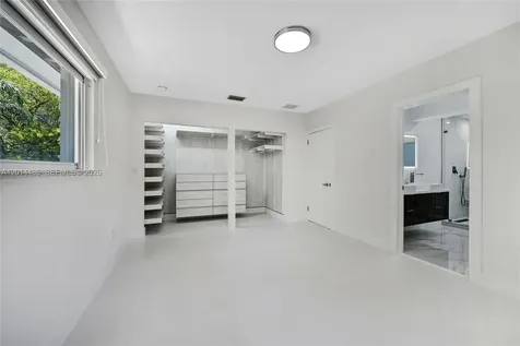 711 Sunset Drive Coral Gables FL 33143