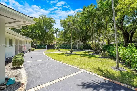 711 Sunset Drive Coral Gables FL 33143