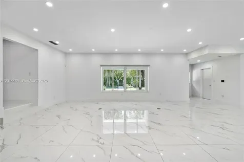 711 Sunset Drive Coral Gables FL 33143