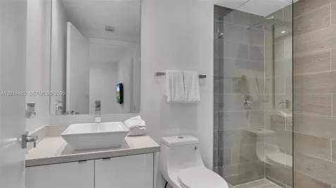 185 SE 14th Terrace Miami FL 33131