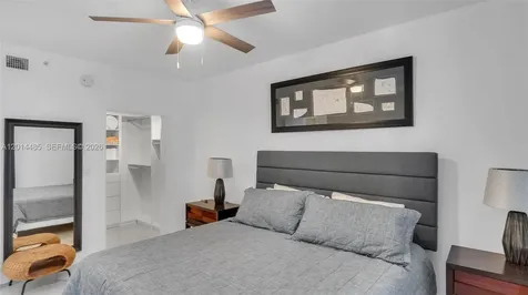 185 SE 14th Terrace Miami FL 33131