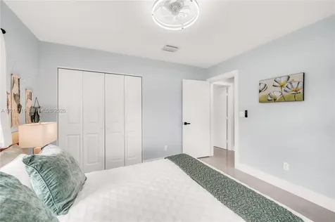 1111 NW 70th Terrace Plantation FL 33313