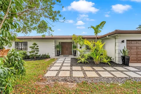 1111 NW 70th Terrace Plantation FL 33313