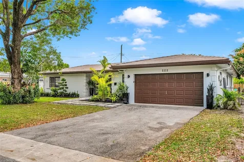 1111 NW 70th Terrace Plantation FL 33313