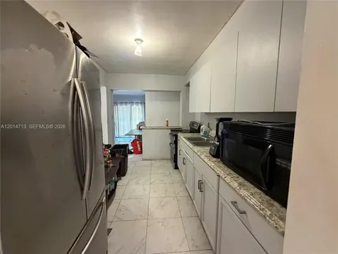 385 NE 129th Street North Miami FL 33161