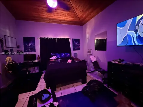 385 NE 129th Street North Miami FL 33161