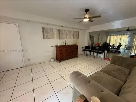 385 NE 129th Street North Miami FL 33161