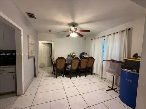 385 NE 129th Street North Miami FL 33161