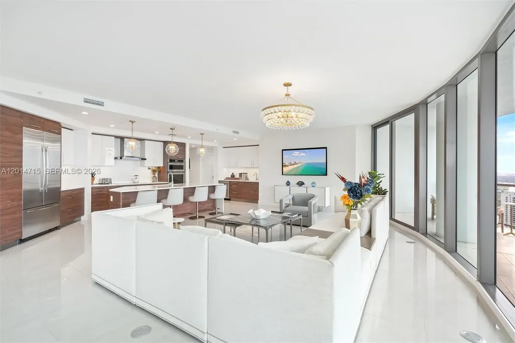 100 E Las Olas Boulevard Fort Lauderdale FL 33301
