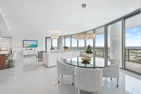 100 E Las Olas Boulevard Fort Lauderdale FL 33301