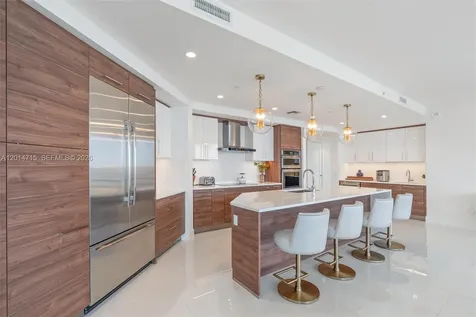 100 E Las Olas Boulevard Fort Lauderdale FL 33301