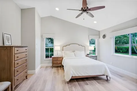 1190 Balboa Court Weston FL 33326