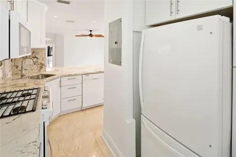3235 Day Avenue Coconut Grove FL 33133
