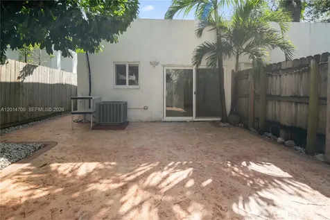 3235 Day Avenue Coconut Grove FL 33133