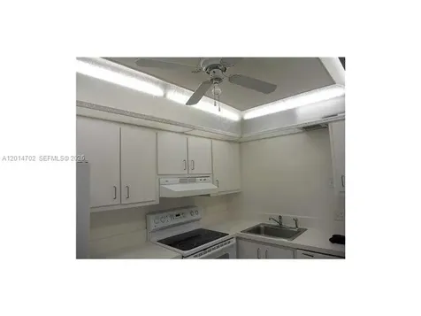 115 Royal Park Drive Oakland Park FL 33309