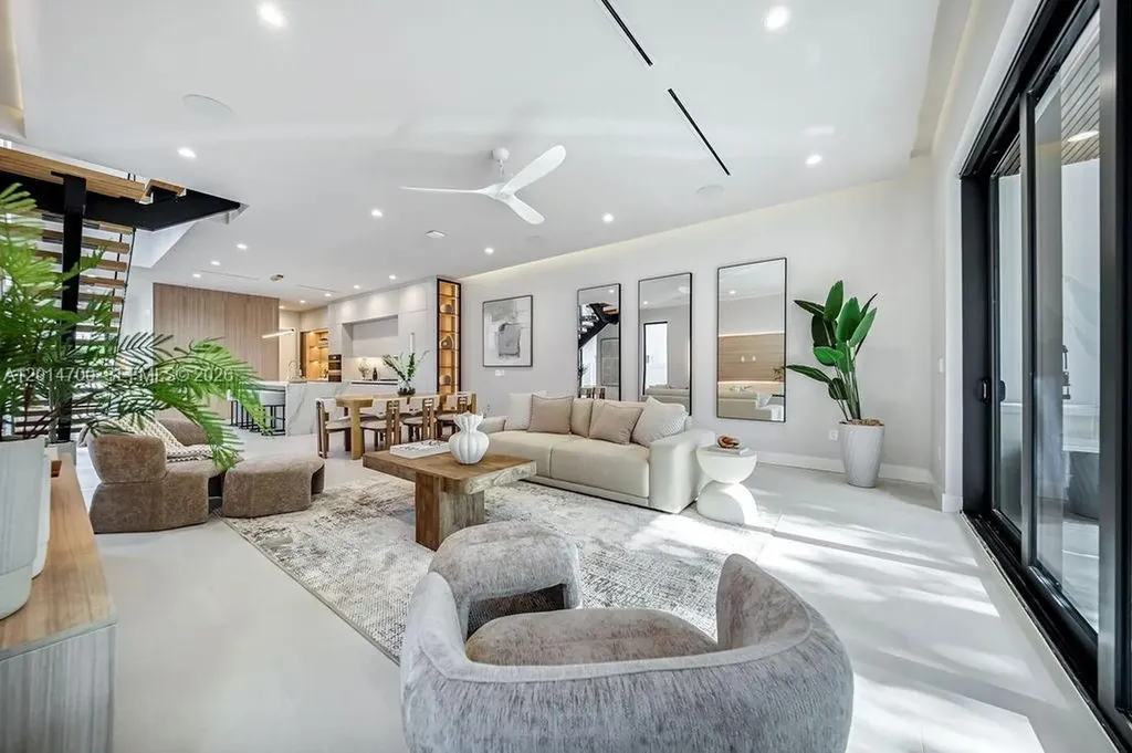 904 NE 17th Terrace Fort Lauderdale FL 33304