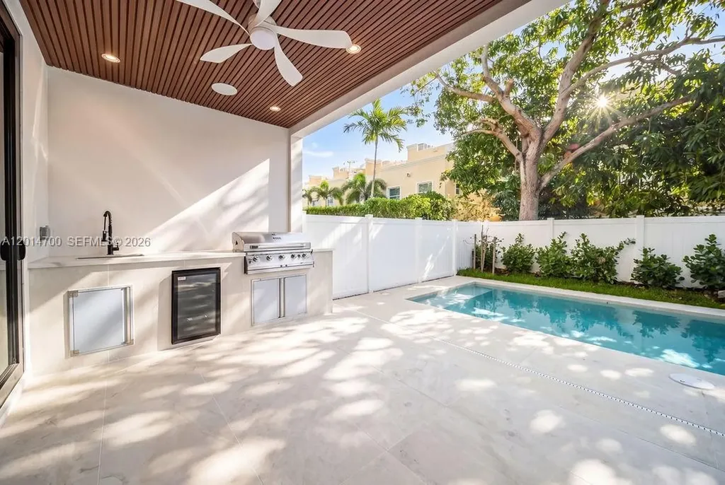 904 NE 17th Terrace Fort Lauderdale FL 33304