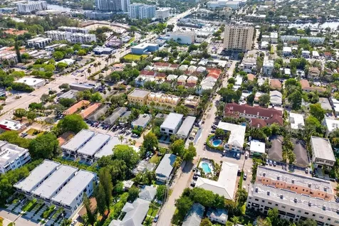 904 NE 17th Terrace Fort Lauderdale FL 33304