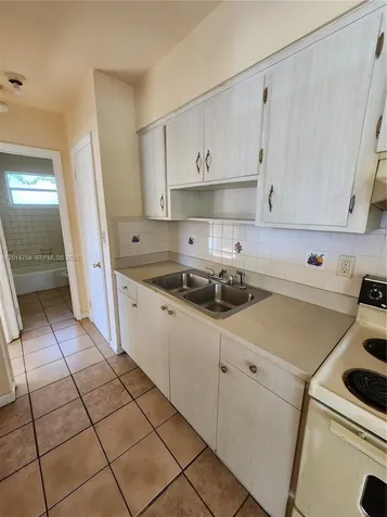 836 NW 2nd Avenue Fort Lauderdale FL 33311