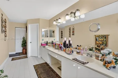 15500 SW 99th Lane Miami FL 33196