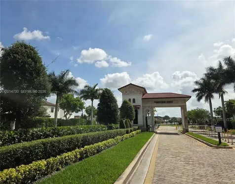 10840 W 33rd Lane Hialeah FL 33018