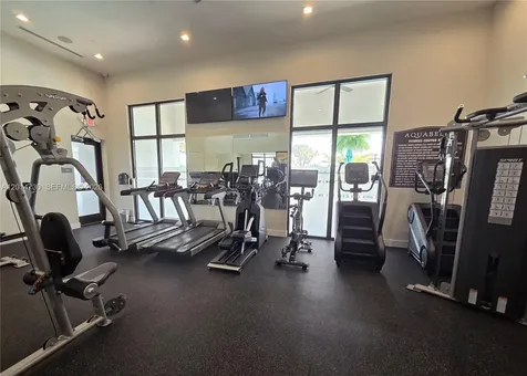10840 W 33rd Lane Hialeah FL 33018