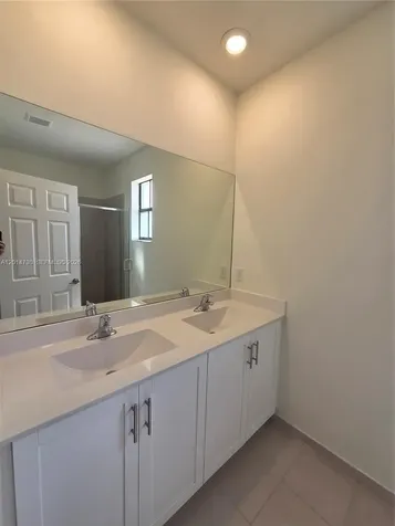 10840 W 33rd Lane Hialeah FL 33018