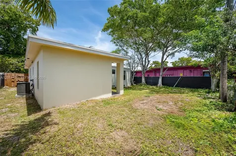 2106 Plunkett Court Hollywood FL 33020