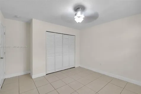 2385 NW 32nd Street Miami FL 33142