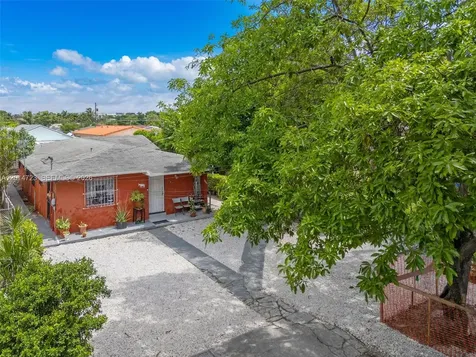 2385 NW 32nd Street Miami FL 33142