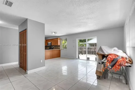 2385 NW 32nd Street Miami FL 33142