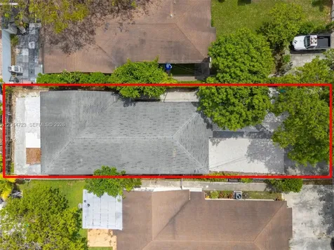 2385 NW 32nd Street Miami FL 33142