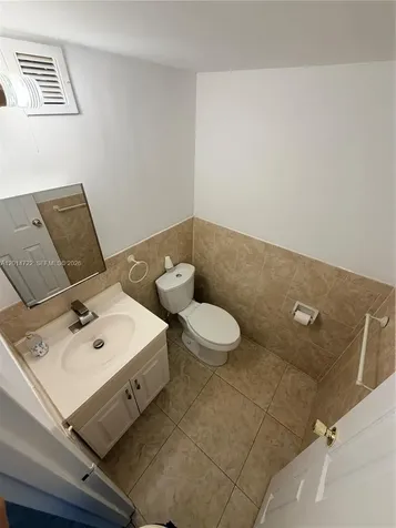 2000 Atlantic Shores Boulevard Hallandale Beach FL 33009