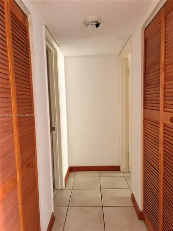 20860 San Simeon Way Miami FL 33179